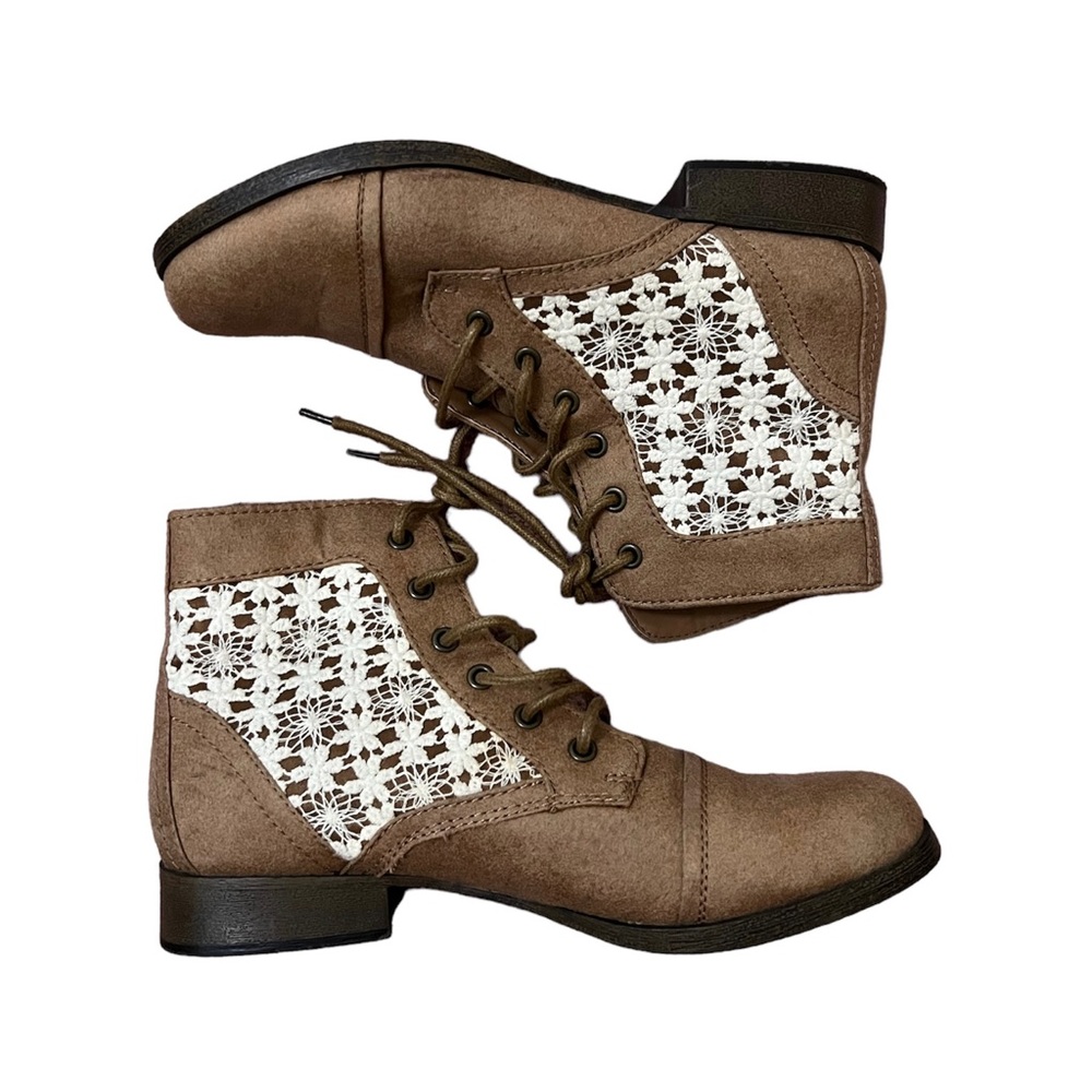 Brash Women’s Floral Crotchet Lace Up Booties